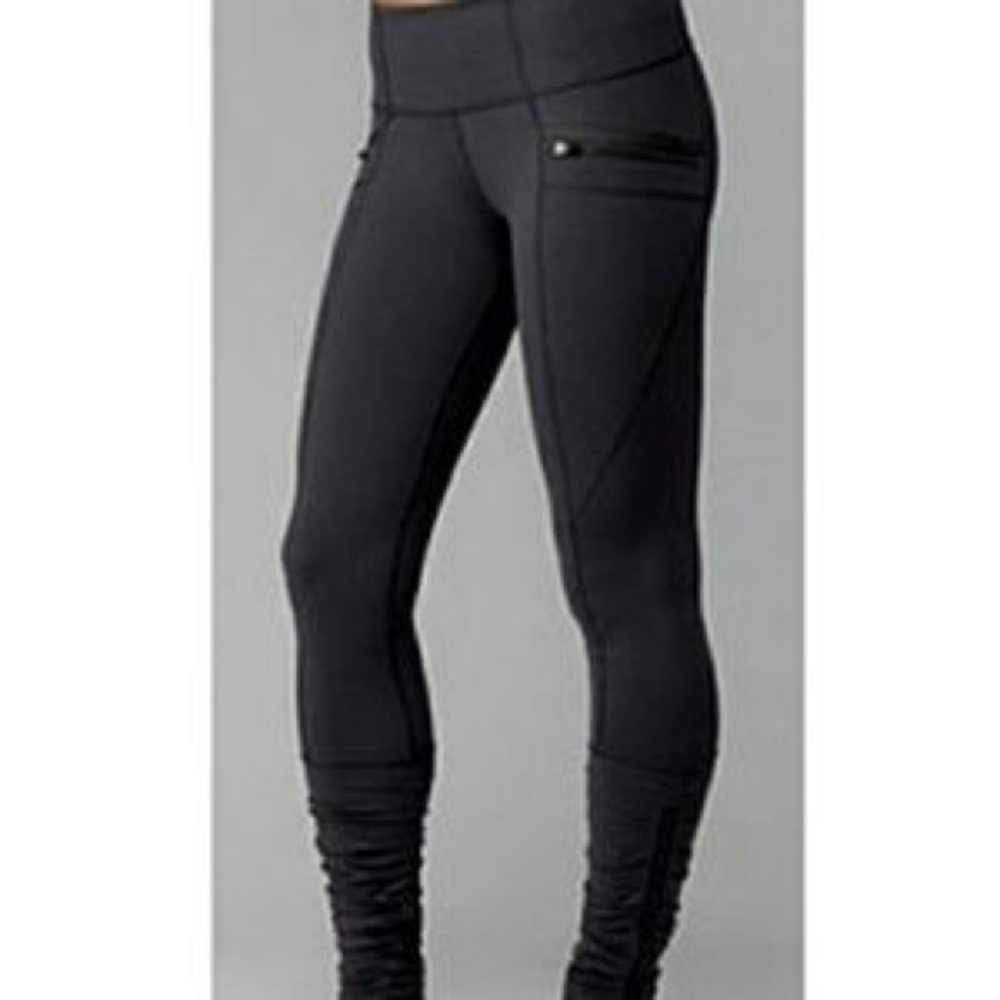 LULULEMON forest green leggings